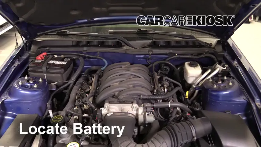 2007 Ford Mustang GT 4.6L V8 Coupe Battery Replace